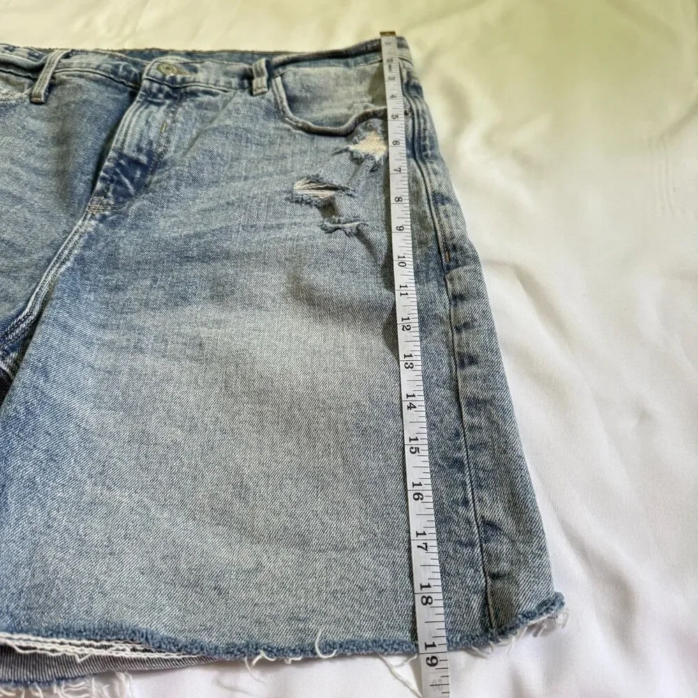 Old Navy Long Denim Bermuda Shorts Jorts Distressing Raw Hem Women's Size 12 - Picture 6 of 7